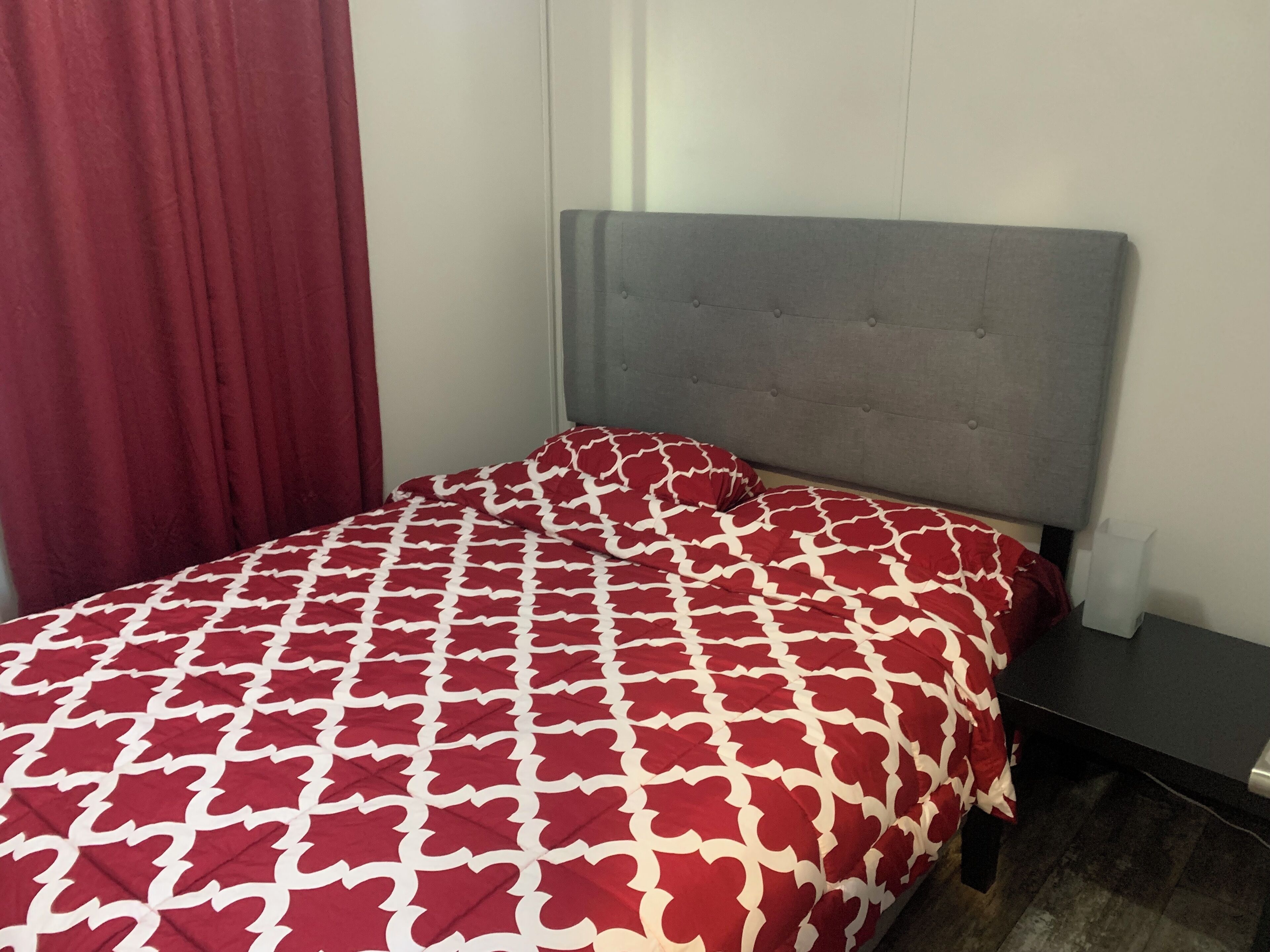 3 عدّة غرف نوم ومكواة/لوح كي وواي فاي