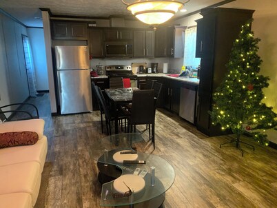 Fully furnished 3 bedrooms 