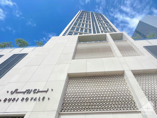 Apartment (4 Bedrooms) | Front of property - Spacious 3.5 Bedroom Apartment in Burj Royale (Dubai)