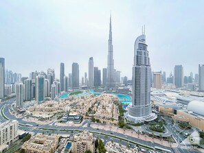 Apartment (4 Bedrooms) | Front of property - Spacious 3.5 Bedroom Apartment in Burj Royale (Dubai)