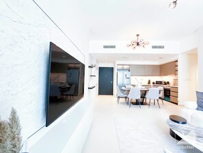 Living room - Luxury & Elegance at Burj Crown Downtown (Dubai)