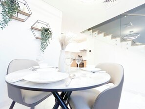 Spiseområde på rommet