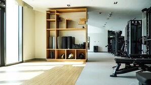 Apartment (2 Bedrooms) | Gym - 2B With Stunning Burj Views at Burj Crown (Dubai)