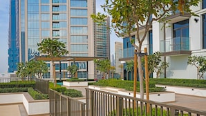 Apartment (2 Bedrooms) | Garden - 2B With Stunning Burj Views at Burj Crown (Dubai)