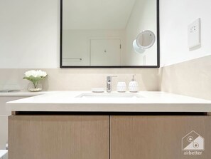 Apartment (2 Bedrooms) | Bathroom - 2B With Stunning Burj Views at Burj Crown (Dubai)