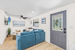 Smart TV - Salt Water Heated Pool, Mini Golf, 10Min To Beach (Largo)