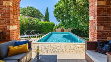 Villa | Pool | Indoor pool, outdoor pool