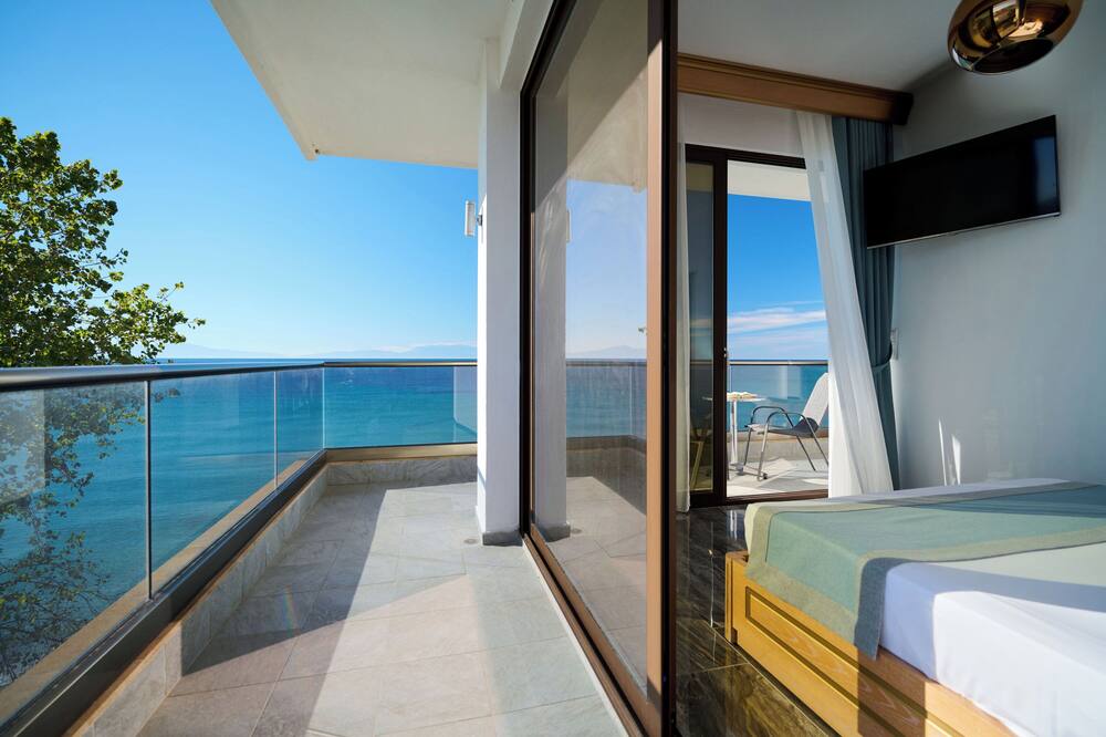 EVLOGIA HOTEL by Greek Pride