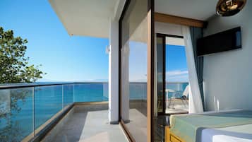 Junior Suite, Balcony, Sea View | Terrace/patio