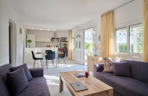 Living area - EVLOGIA HOTEL by Greek Pride (Kassandra)