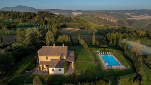 Biệt thự | 6 phòng ngủ 