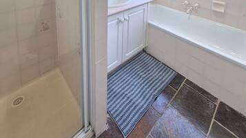 Towels, soap, toilet paper