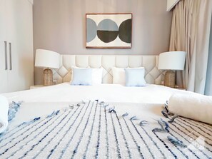 Apartment (2 Bedrooms) | 2 bedrooms, iron/ironing board, cots/infant beds, free wired Internet - Luxury at Burj Crown Downtown Balcony & View (Dubai)