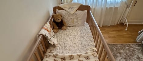 House | 3 bedrooms, free WiFi, bed sheets