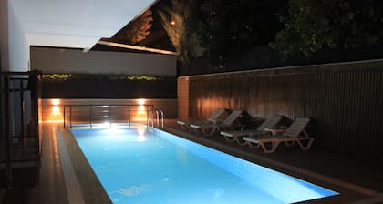 Retro Star Suites