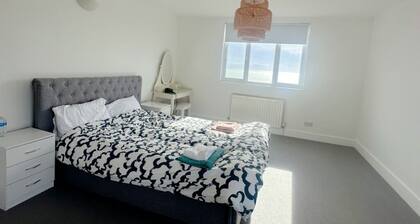 Cozy Large Bedroom with Stunning Sea View