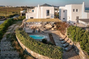 Exterior - Golden Villa
7 guests
Plunge pool 
Aegean view
Fireplace
170 m² (Paros)
