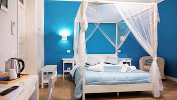 Luxury Double Room | Desk, laptop workspace, iron/ironing board, free WiFi