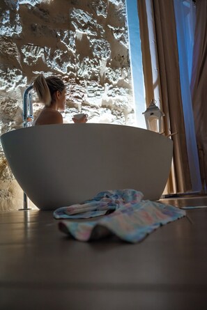 Bureau, espace de travail pour ordinateur portable