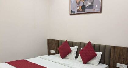 Hotel Dhruvnanda Palace Khategaon