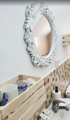 Towels, soap, toilet paper