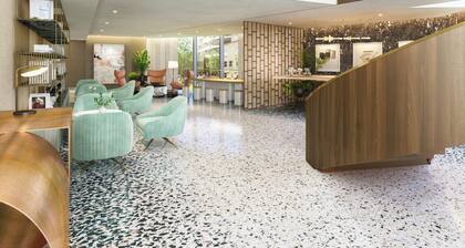 Dorsett Canary Wharf London