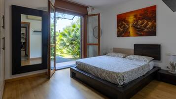 1 Schlafzimmer, Bügeleisen/Bügelbrett, Reisekinderbett, kostenloses WLAN