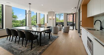 Chic Brooklyn Studio: Your Home Away from Home