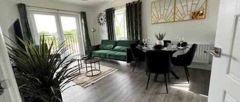 Leilighet, 2 soverom | Oppholdsrom