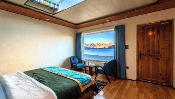 Habitación Premium, vistas al lago | Wifi gratis