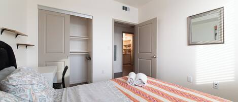 บ้านพัก | 4 ห้องนอน, เตารีด/โต๊ะรีดผ้า, Wi-Fi ฟรี, ผ้าปูที่นอน