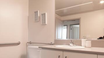 House | Bathroom | Shower, hair dryer, towels