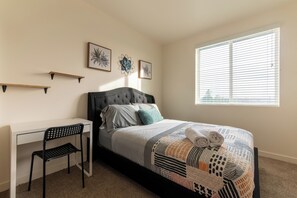 House | 4 bedrooms, iron/ironing board, free WiFi, bed sheets - Santa Ana Delightful 4 Bedroom House (Santa Ana)