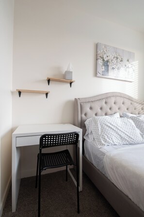 4 chambres, fer et planche à repasser, Wi-Fi gratuit, draps fournis