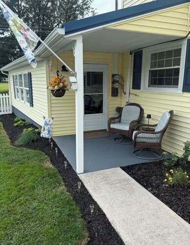 Charming Mountain Top Suite. Minutes from Ski Liberty and Gettysburg.