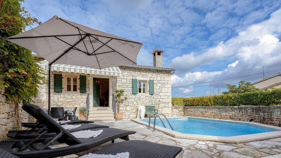 Majestic Villa With Private Pool