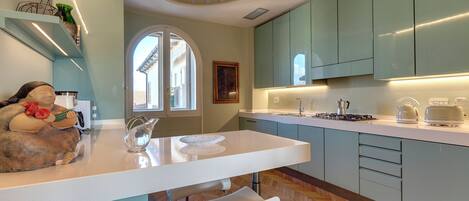 Deluxe Apartment, 4 Bedrooms, Balcony, River View | Private kitchen | Espresso maker, coffee/tea maker, electric kettle