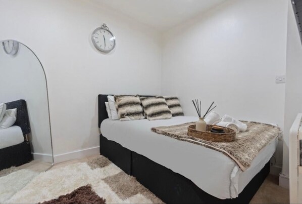 Apartment | 1 bedroom, free WiFi, bed sheets