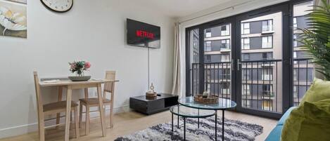 Lägenhet | Vardagsrum | Tv