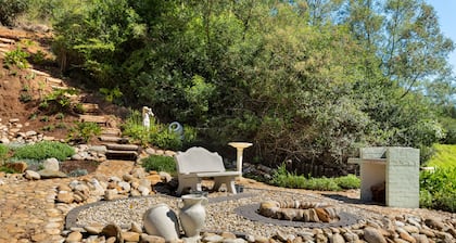 Amazing Riverside Retreat With Hot Tub & Ecopool