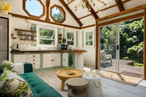 小屋 | 起居区 | 壁炉