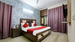 Room, 1 Bedroom, Smoking, City View | 1 bedroom, soundproofing - Room-hotel Mayank Plaza-near IGI Airport (New Delhi)