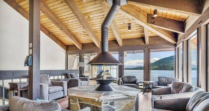 Stunning Deluxe King Studio  #124 at Donner Lake Village