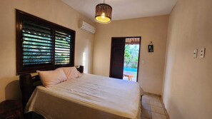 4 bedrooms, WiFi - Terrific 4-bedrooms beach house with AC, WiFi, privacy with green area. (São Miguel do Gostoso)