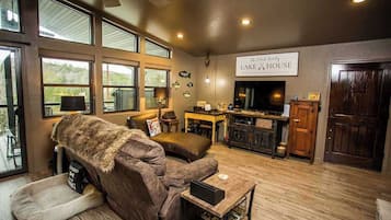 TV, fireplace, DVD player, offices