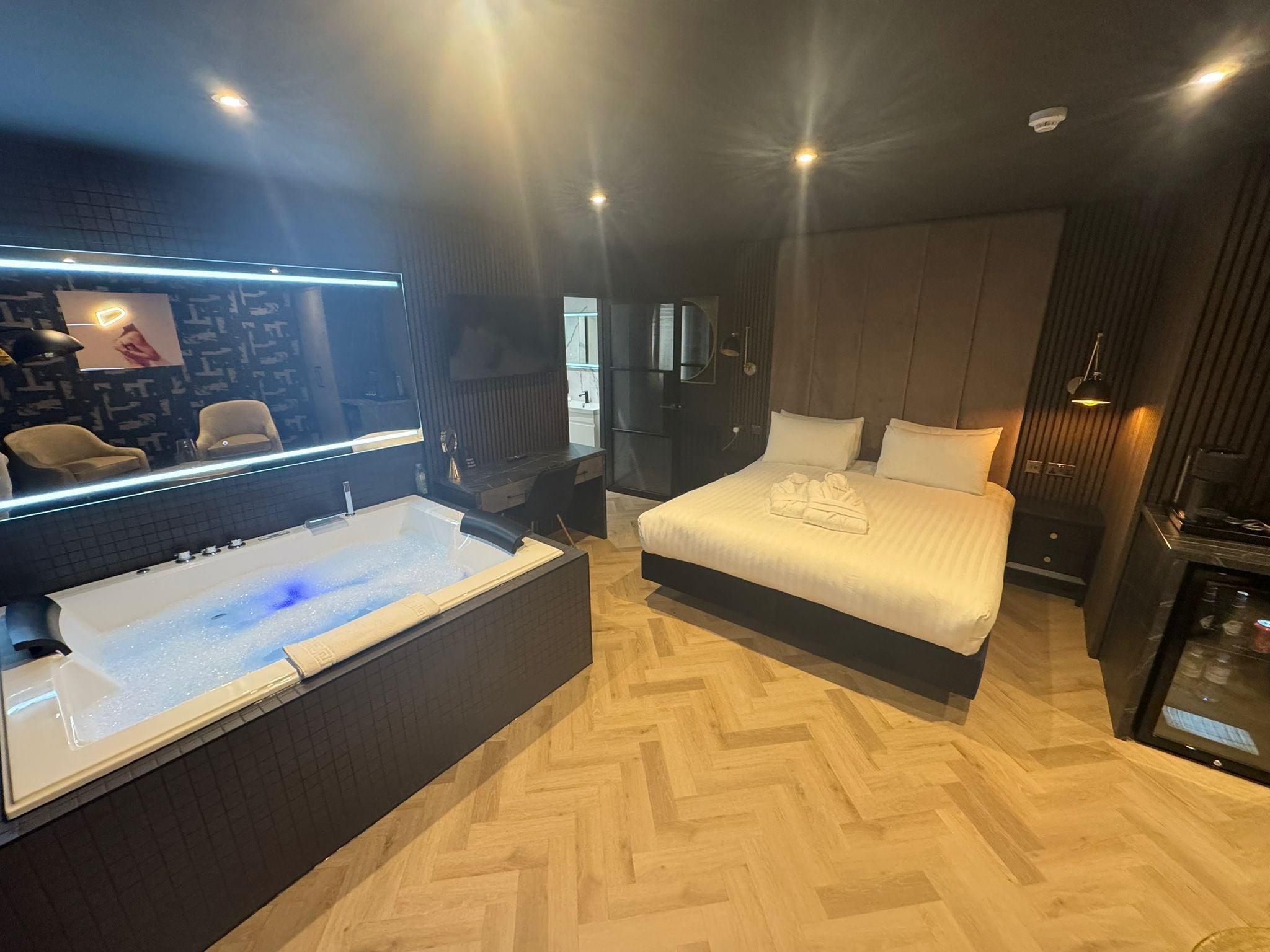Suíte superluxo, 1 quarto, varanda | 1 quarto, roupas de cama premium