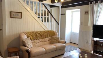 Smart TV, fireplace, table tennis, books