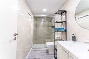Hair dryer, towels, toilet paper - Salou (3pax) Charm & Cozy | Lovely | AC | WiFi (Salou)