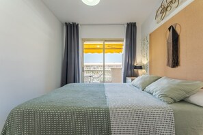 2 chambres, bureau, fer et planche à repasser, Wi-Fi