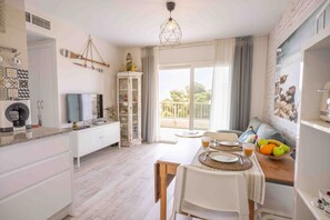 Interior - Salou Luxe Stay | Chill-out | Cozy ( 2BR ) Parking (Salou)